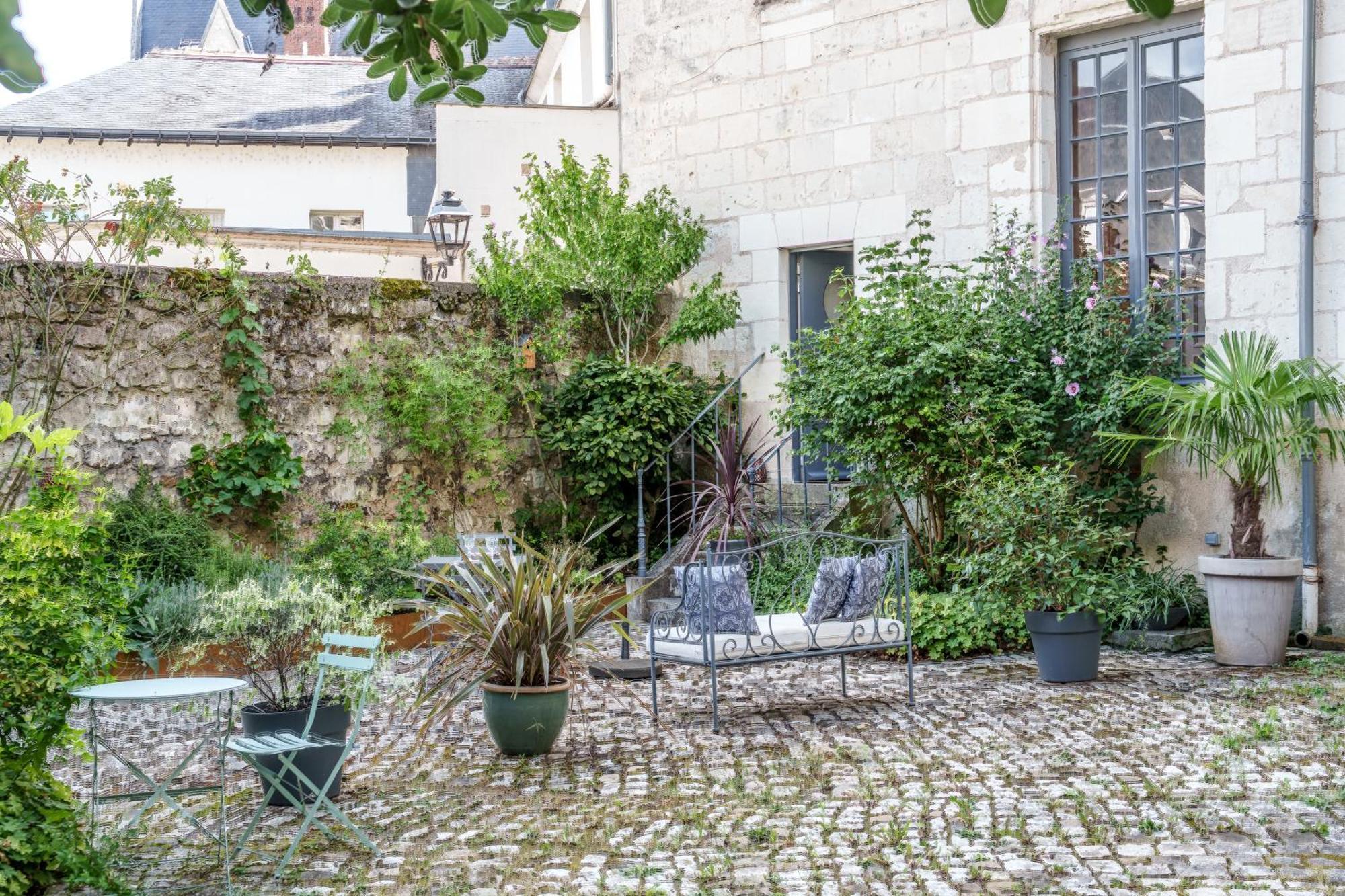 Appartement Raffine Vue Cathedrale, Jardin, Wifi Tours Eksteriør bilde