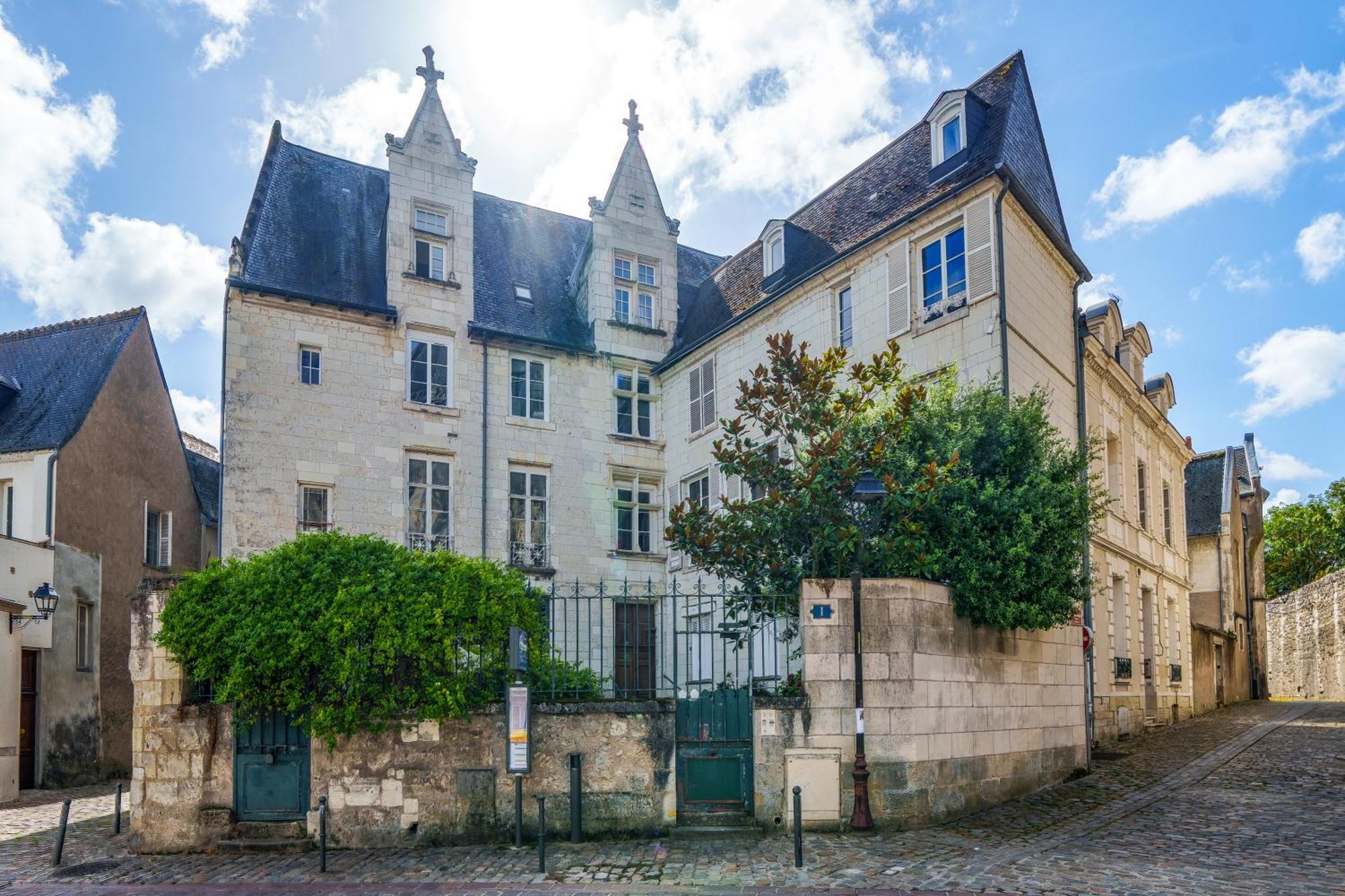 Appartement Raffine Vue Cathedrale, Jardin, Wifi Tours Eksteriør bilde